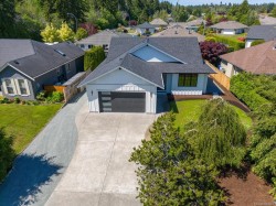 846 Woodside Cres  Qualicum Beach, BC V9K 2K8