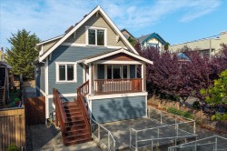 351 Wesley St Nanaimo, BC V9R 2T5