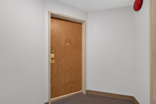 #105-200 Back Rd, Courtenay, BC - Indoor Photo Showing Other Room