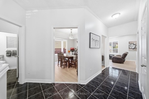 79 Twin Willow Crescent E, Brampton, ON - Indoor Photo Showing Other Room