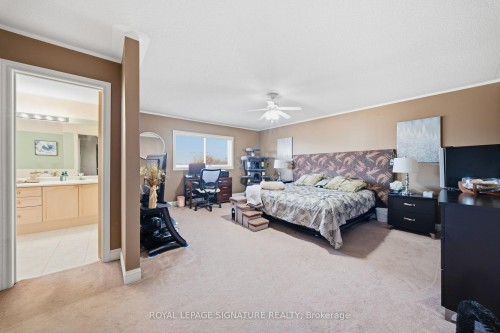 79 Twin Willow Crescent E, Brampton, ON - Indoor Photo Showing Bedroom