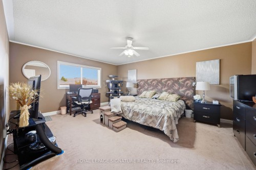 79 Twin Willow Crescent E, Brampton, ON - Indoor Photo Showing Bedroom