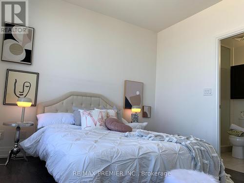Pho2 - 3600 Highway 7, Vaughan, ON - Indoor Photo Showing Bedroom