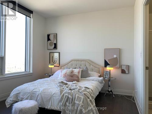 Pho2 - 3600 Highway 7, Vaughan, ON - Indoor Photo Showing Bedroom
