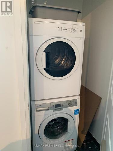 Pho2 - 3600 Highway 7, Vaughan, ON - Indoor Photo Showing Laundry Room