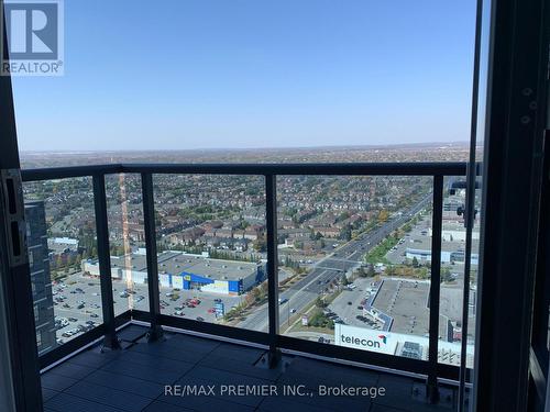 Pho2 - 3600 Highway 7, Vaughan, ON - Outdoor With View