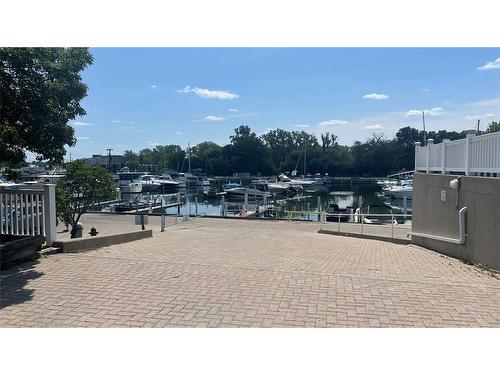 M-212-1520 Venetian Boulevard, Point Edward, ON - Outdoor
