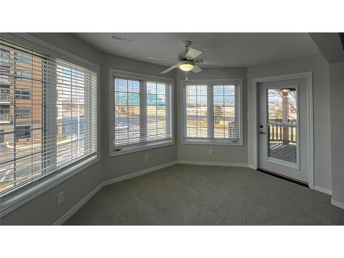 M-212-1520 Venetian Boulevard, Point Edward, ON - Indoor Photo Showing Other Room