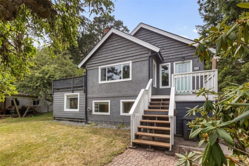 4054 Grange Rd, Saanich, BC 