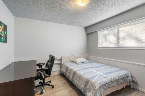 4054 Grange Rd, Saanich, BC 