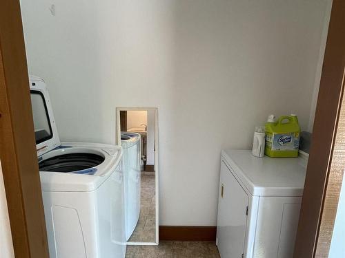 63 Old Post Road, East Chester, NS - Indoor Photo Showing Laundry Room
