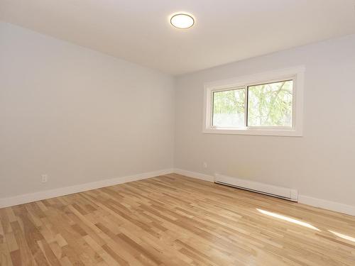 39 Rogers Avenue, Amherst, NS - Indoor Photo Showing Other Room