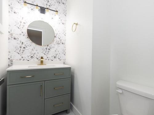 39 Rogers Avenue, Amherst, NS - Indoor Photo Showing Bathroom