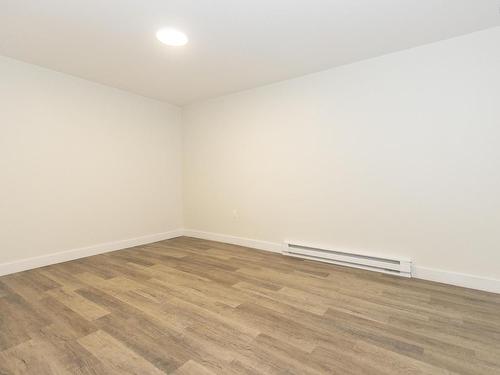 39 Rogers Avenue, Amherst, NS - Indoor Photo Showing Other Room