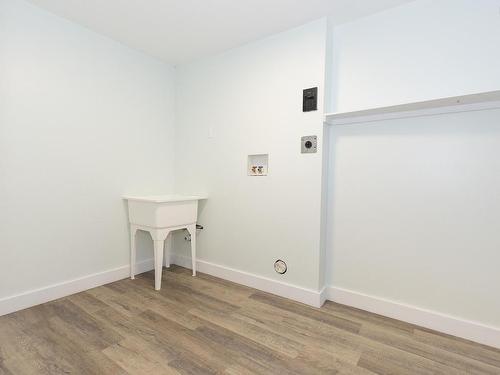 39 Rogers Avenue, Amherst, NS - Indoor Photo Showing Other Room