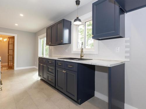 39 Rogers Avenue, Amherst, NS - Indoor Photo Showing Kitchen