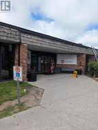 OFFICE/BOARDROOM - 952 CENTURY DRIVE  Burlington, ON L7L 5P2