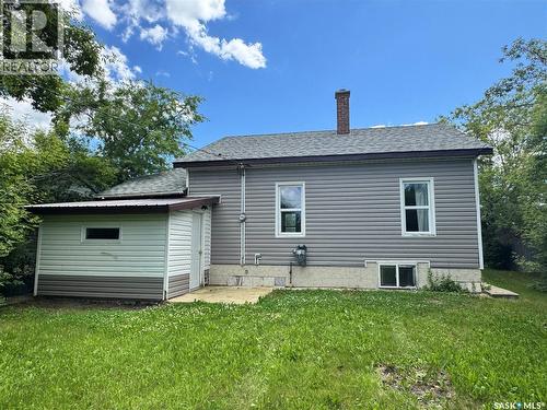 303 4Th Avenue W, Biggar, SK - Outdoor With Exterior