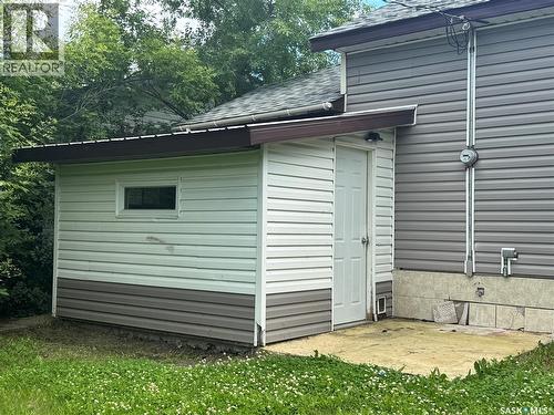 303 4Th Avenue W, Biggar, SK - Outdoor With Exterior