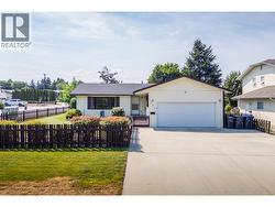 195 Felix Road Kelowna, BC V1X 6X8