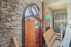 The owner saved the other door - 
