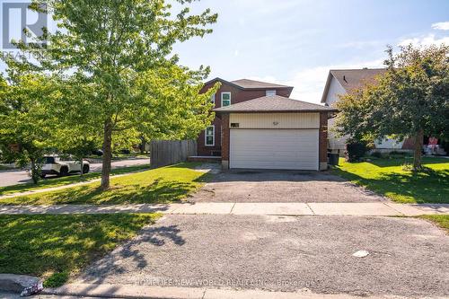 341 HICKLING TRAIL  Barrie, ON L4M 5Z6