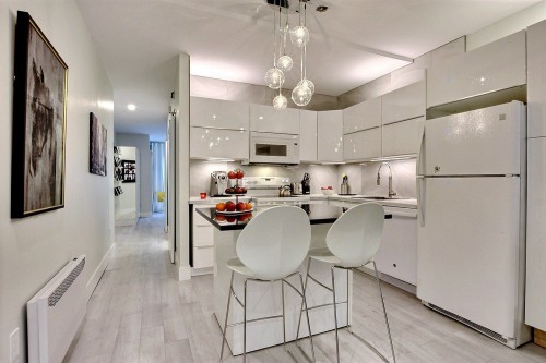 Kitchen - 6026 Rue Waverly, Montréal (Le Plateau-Mont-Royal), QC - Indoor Photo Showing Other Room