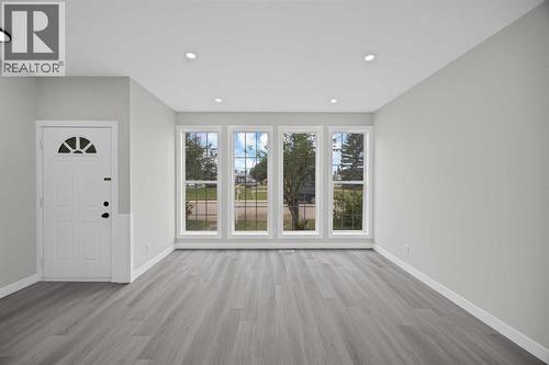 68 Laguna Close Ne, Calgary, AB 