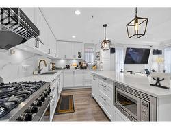 451 W 63RD AVENUE  Vancouver, BC V5X 0J1