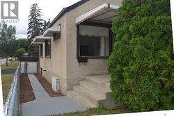 201 P AVENUE N  Saskatoon, SK S7L 2V6