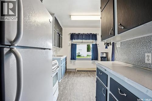201 P Avenue N, Saskatoon, SK - Indoor Photo Showing Kitchen