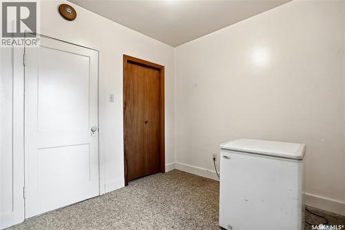 201 P Avenue N, Saskatoon, SK - Indoor Photo Showing Other Room