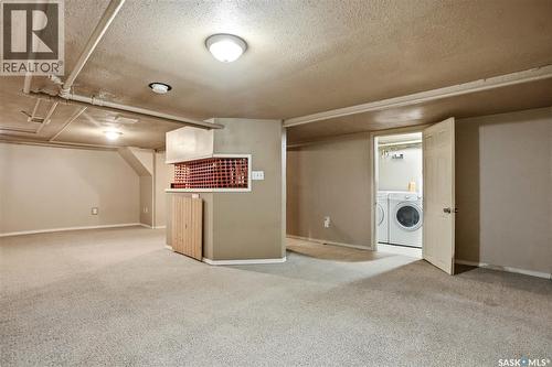201 P Avenue N, Saskatoon, SK - Indoor Photo Showing Laundry Room