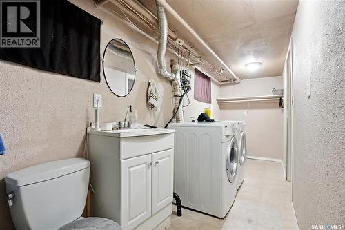 201 P Avenue N, Saskatoon, SK - Indoor Photo Showing Laundry Room