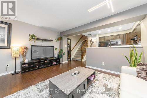 7 - 102 Windswept Private, Ottawa, ON - Indoor Photo Showing Living Room