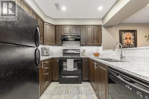 7 - 102 Windswept Private, Ottawa, ON - Indoor Photo Showing Kitchen