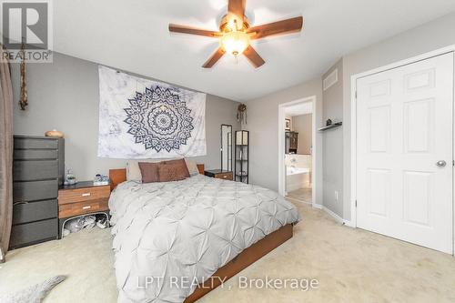 7 - 102 Windswept Private, Ottawa, ON - Indoor Photo Showing Bedroom