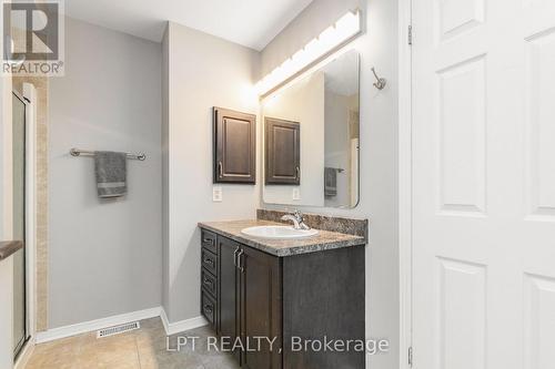 7 - 102 Windswept Private, Ottawa, ON - Indoor Photo Showing Bathroom