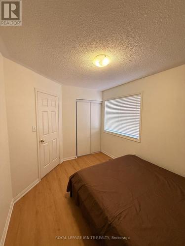 865 Shepherd Place, Milton, ON - Indoor Photo Showing Bedroom