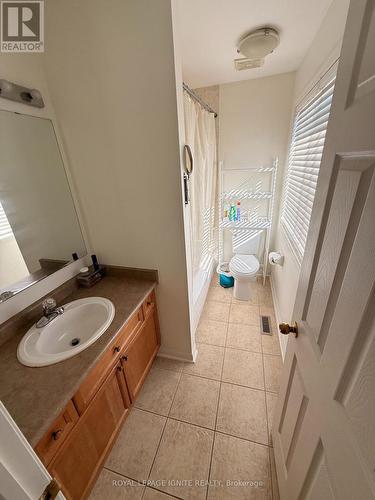 865 Shepherd Place, Milton, ON - Indoor Photo Showing Bathroom