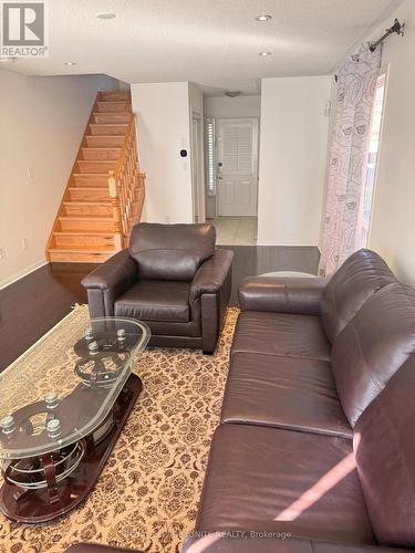 865 Shepherd Place, Milton, ON - Indoor Photo Showing Living Room