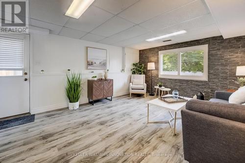 85 Foxhunt Road, Waterloo, ON - Indoor