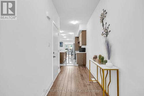 7 Barnyard Trail, Barrie, ON - Indoor Photo Showing Other Room