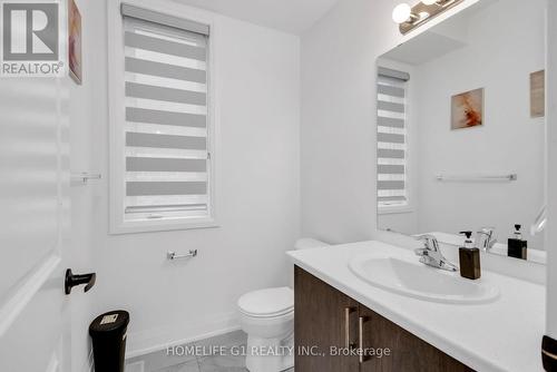 7 Barnyard Trail, Barrie, ON - Indoor Photo Showing Bathroom