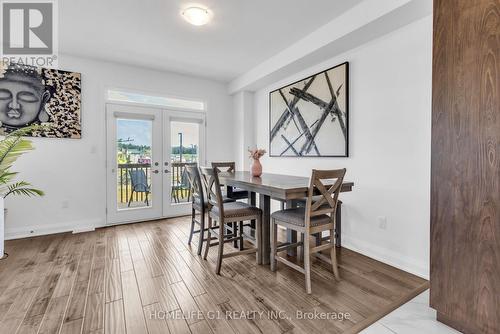 7 Barnyard Trail, Barrie, ON - Indoor Photo Showing Dining Room