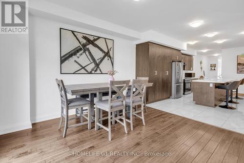 7 Barnyard Trail, Barrie, ON - Indoor Photo Showing Dining Room