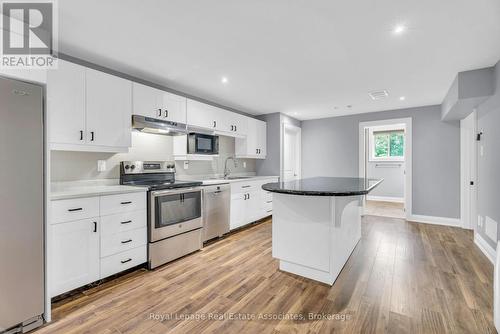 5594 First Line, Erin, ON - Indoor Photo Showing Kitchen