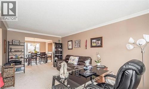 5 Havenwood Court, Kitchener, ON - Indoor Photo Showing Living Room