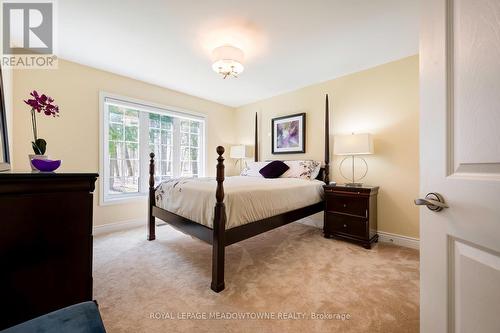 834603 4Th Line Ehs, Mono, ON - Indoor Photo Showing Bedroom