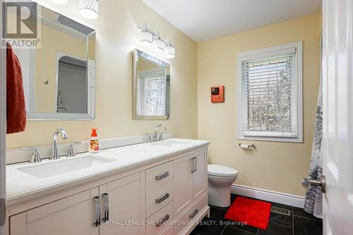 834603 4Th Line Ehs, Mono, ON - Indoor Photo Showing Bathroom